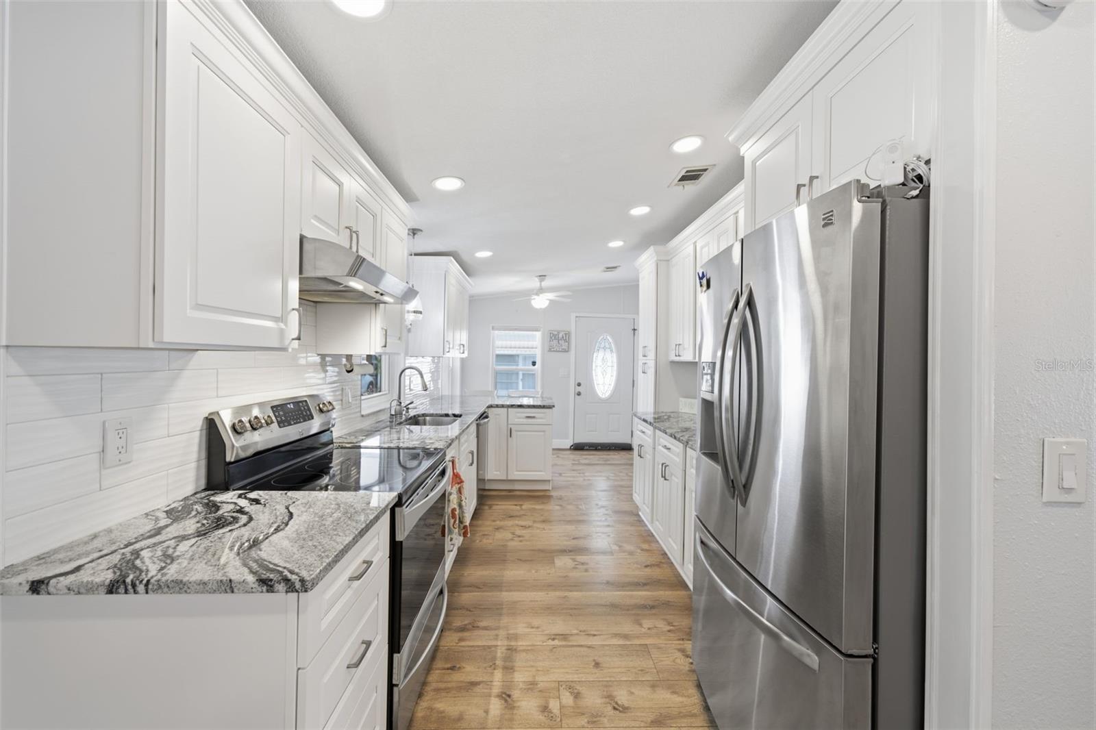 7 FRANGIPANI CIR — photo 10
