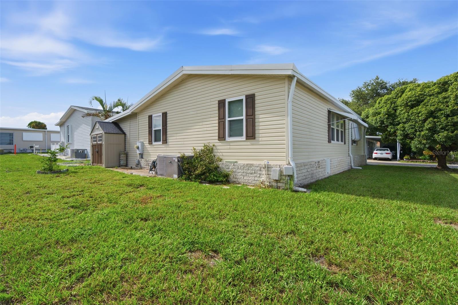 7 FRANGIPANI CIR — photo 28