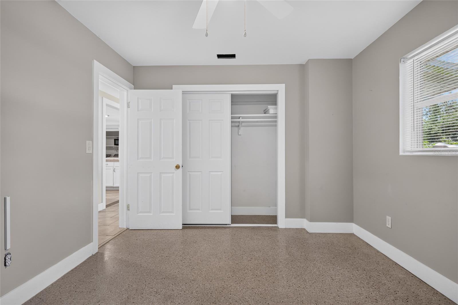 1923 ALBANY DR — photo 27