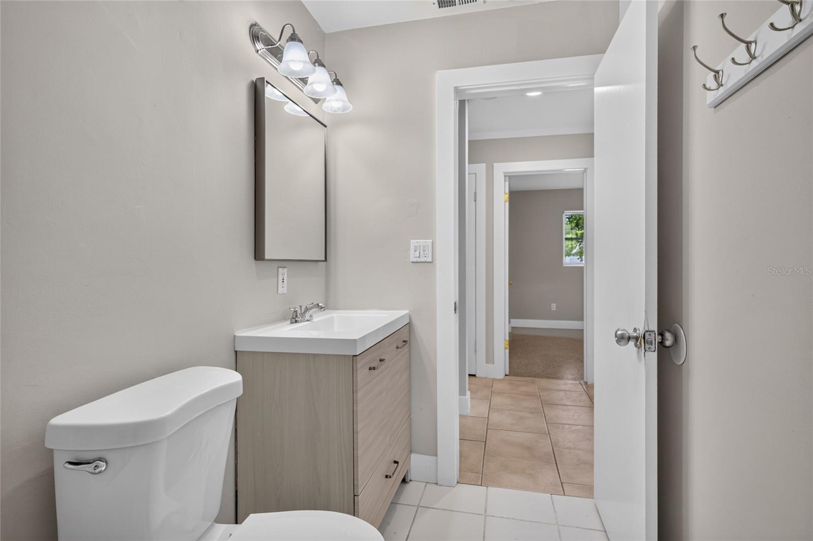 1923 ALBANY DR — photo 23