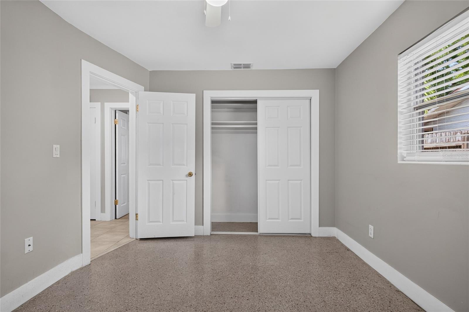 1923 ALBANY DR — photo 25