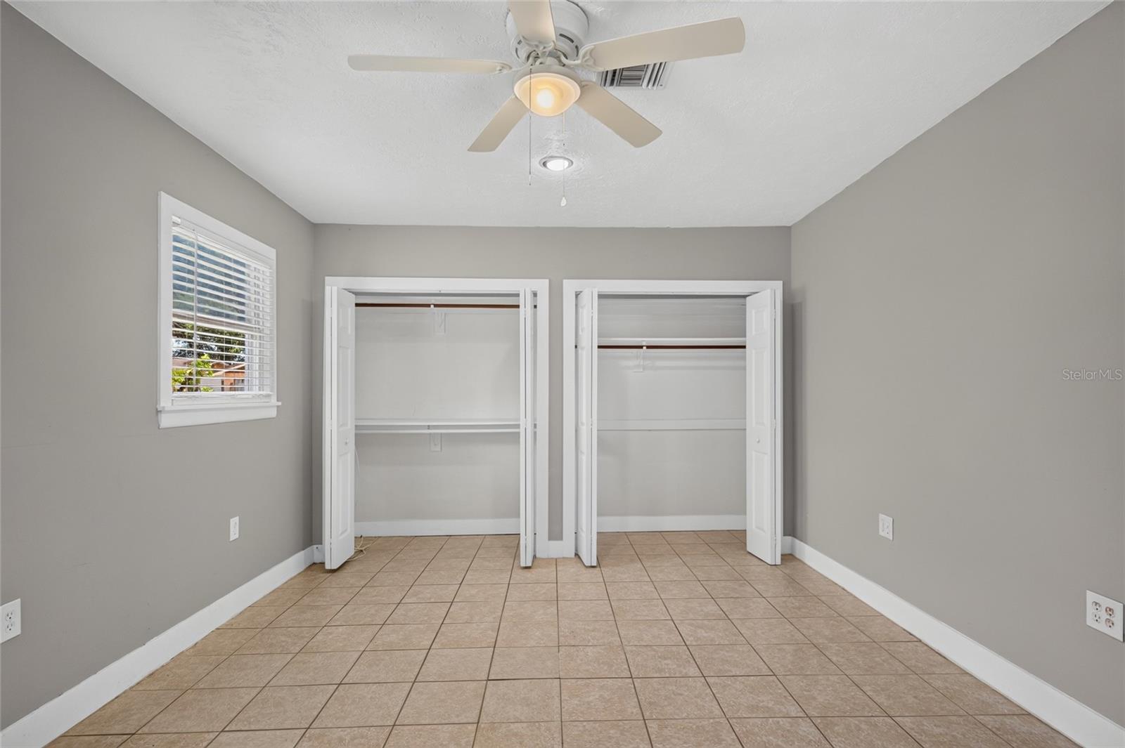 1923 ALBANY DR — photo 14