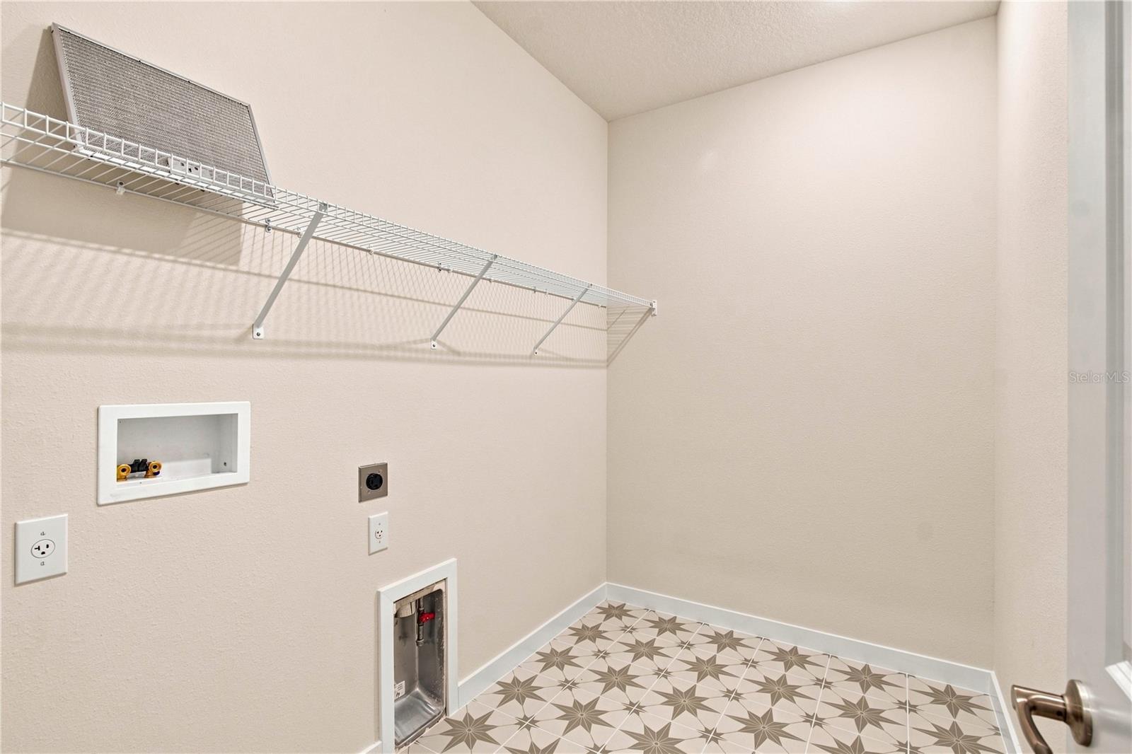 5166 CREEK SAND DR — photo 33