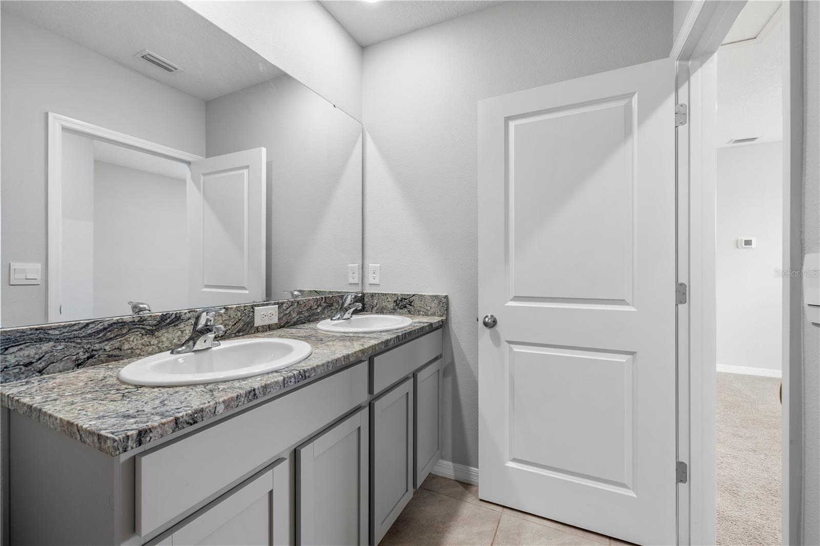 9294 FORGE BREEZE LOOP — photo 33