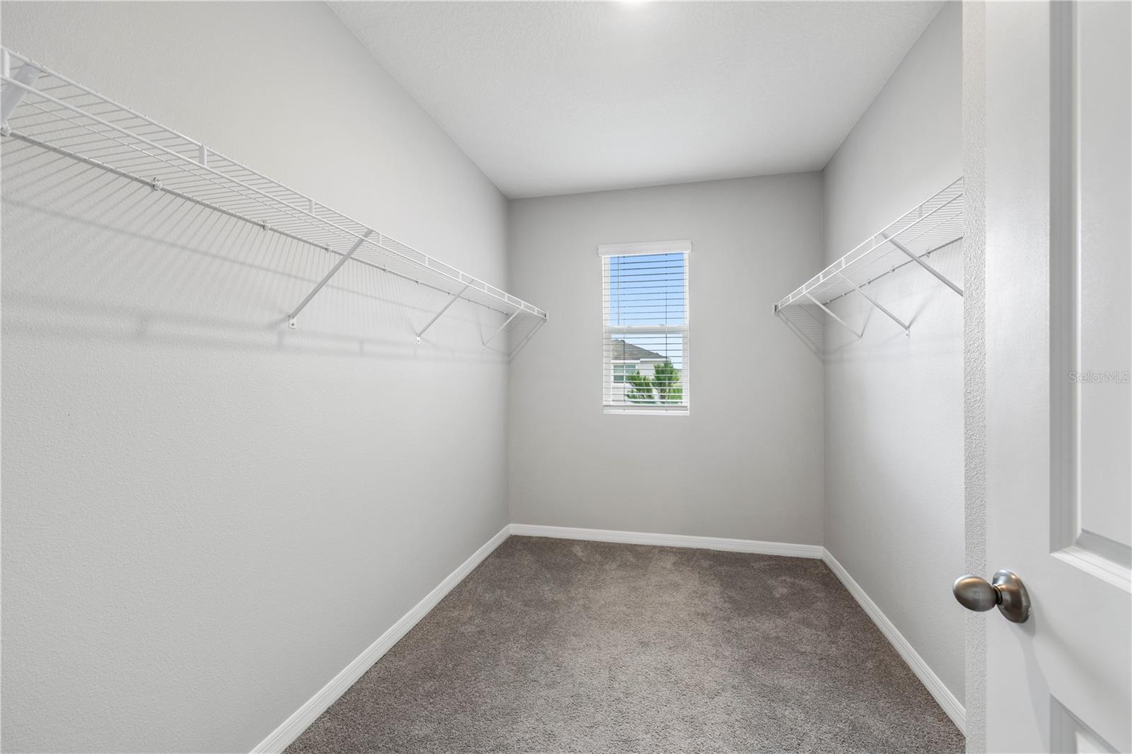 9294 FORGE BREEZE LOOP — photo 36
