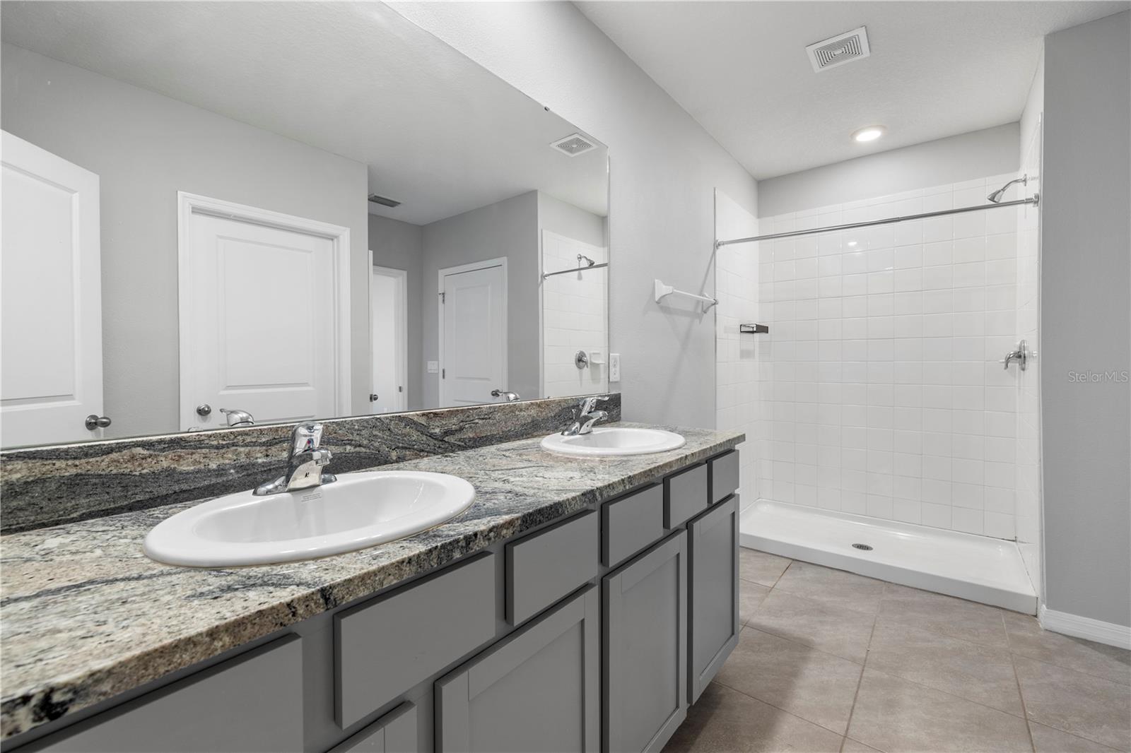 9294 FORGE BREEZE LOOP — photo 40