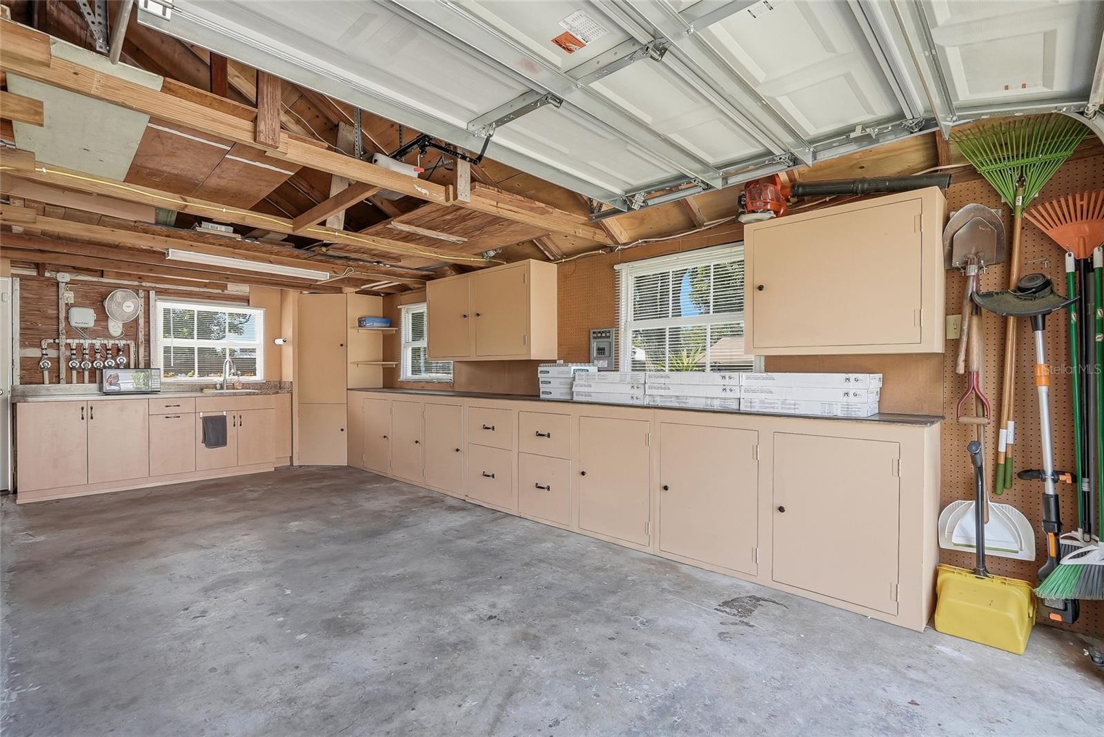 6052 NEBRASKA AVE — photo 35