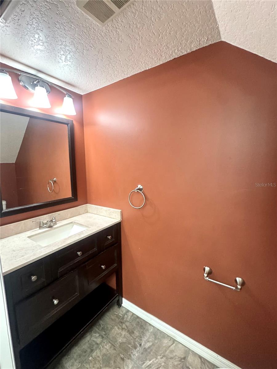 2800 COUNTRYSIDE BLVD #1 — photo 16