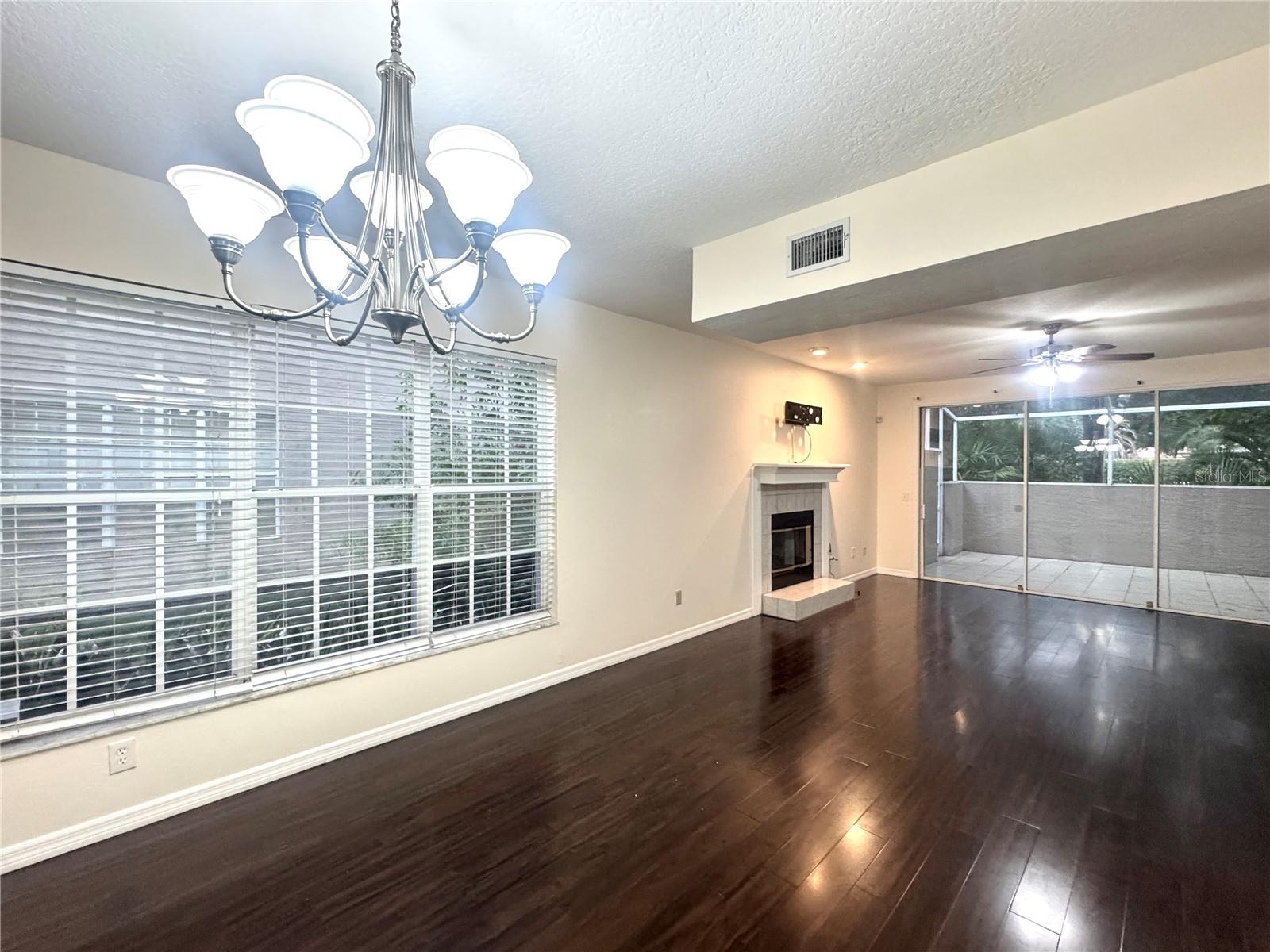 2800 COUNTRYSIDE BLVD #1 — photo 18