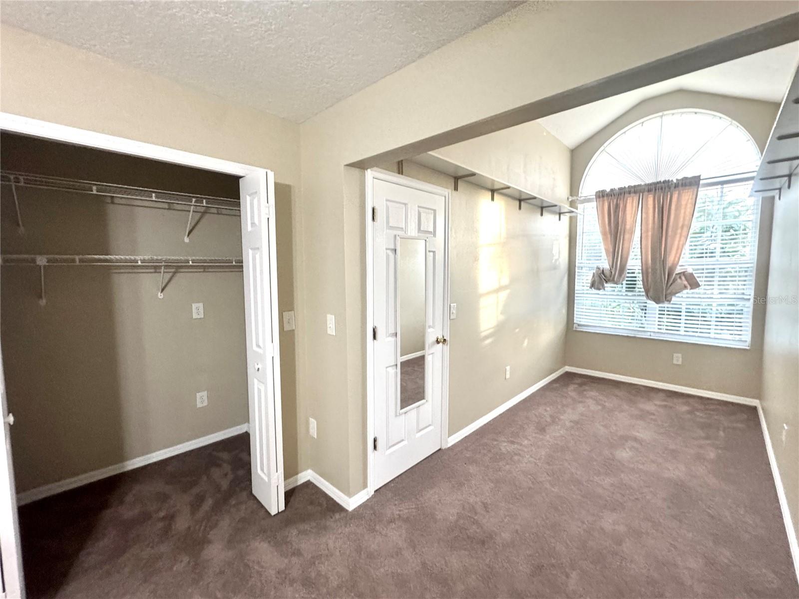 2800 COUNTRYSIDE BLVD #1 — photo 35