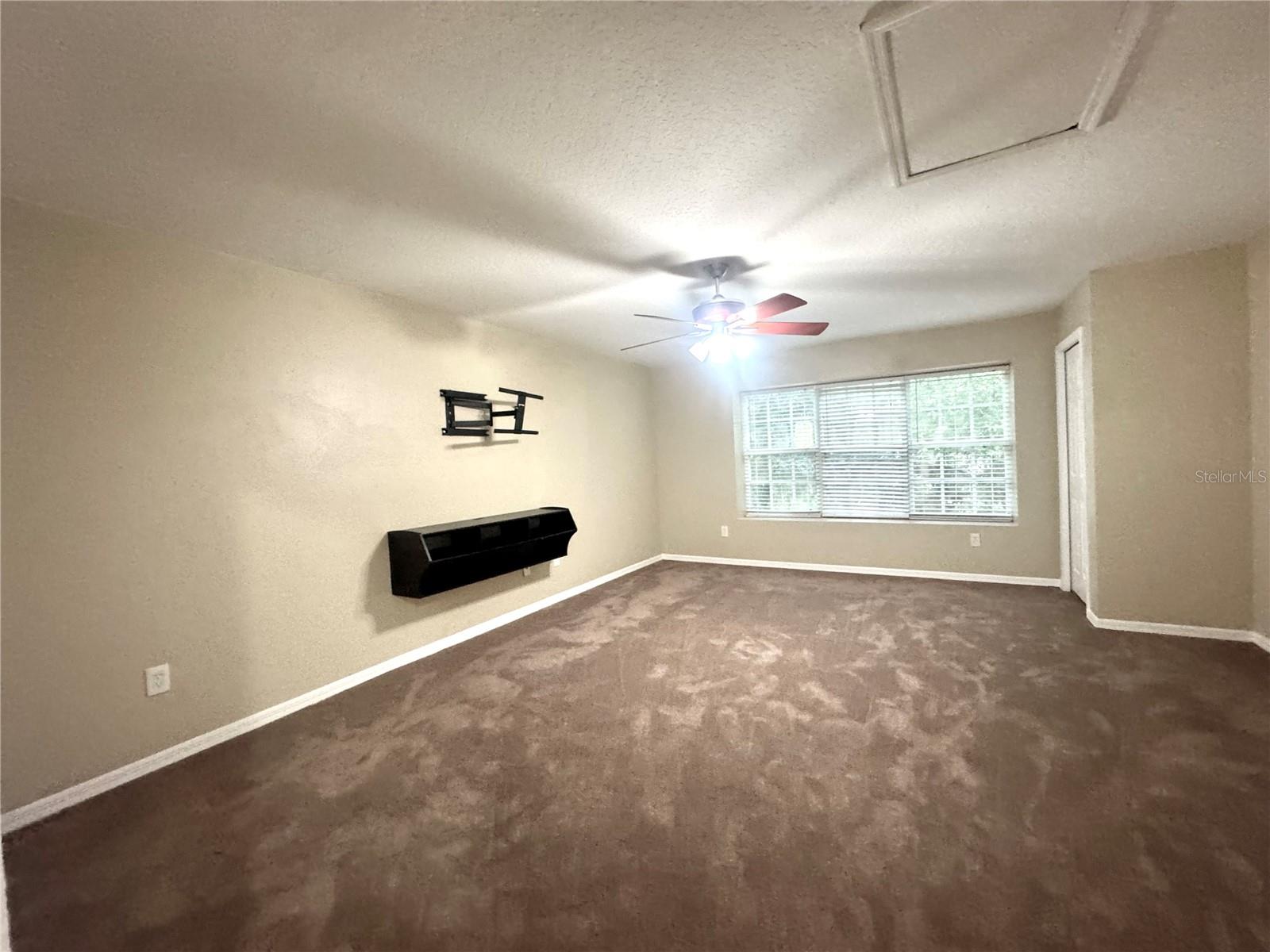 2800 COUNTRYSIDE BLVD #1 — photo 40