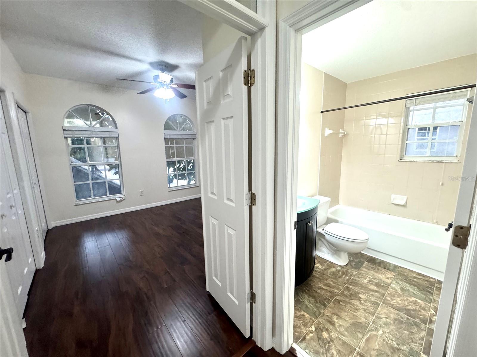 2800 COUNTRYSIDE BLVD #1 — photo 44