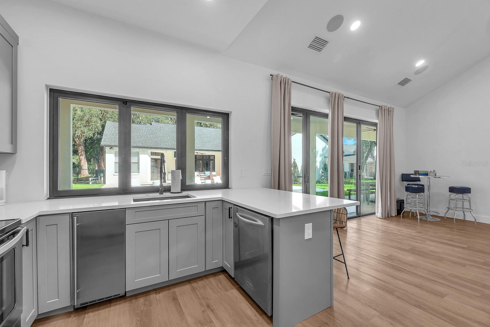 5806 AUDUBON MANOR BLVD — photo 33