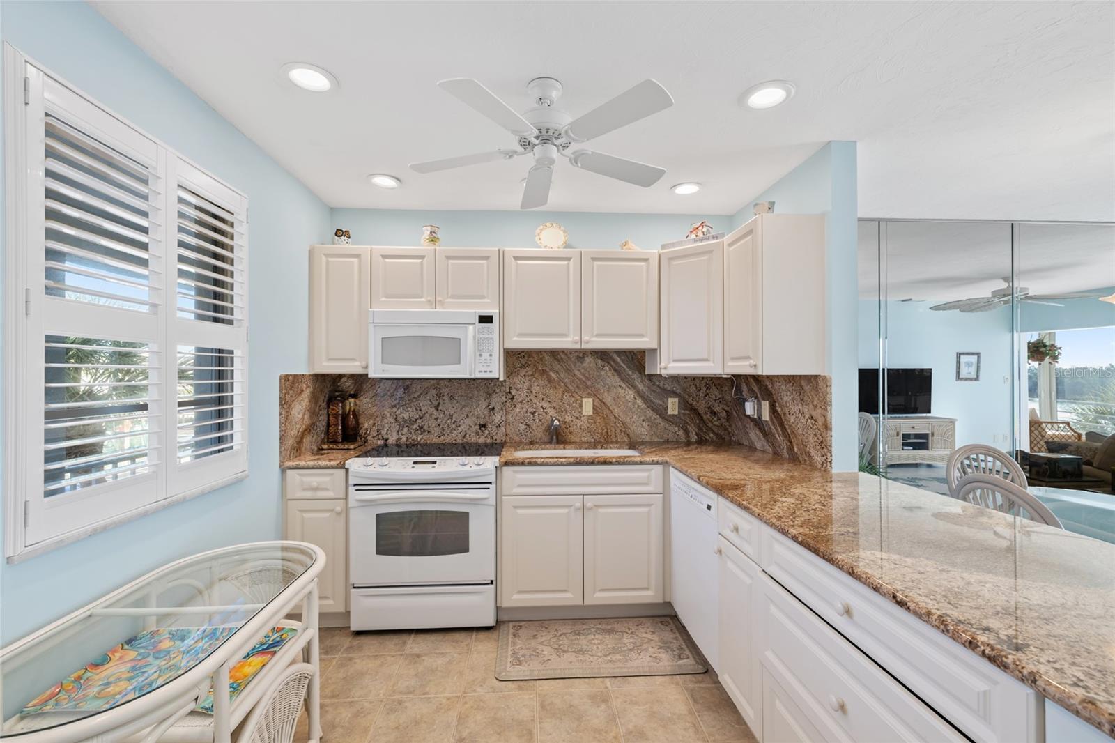 4310 FALMOUTH DR #307 — photo 4