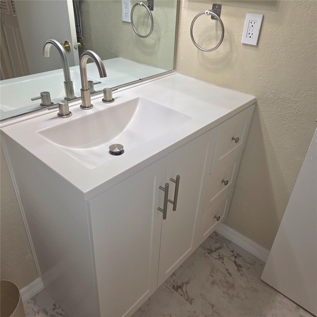 7249 PARKSIDE VILLAS DR N — photo 20