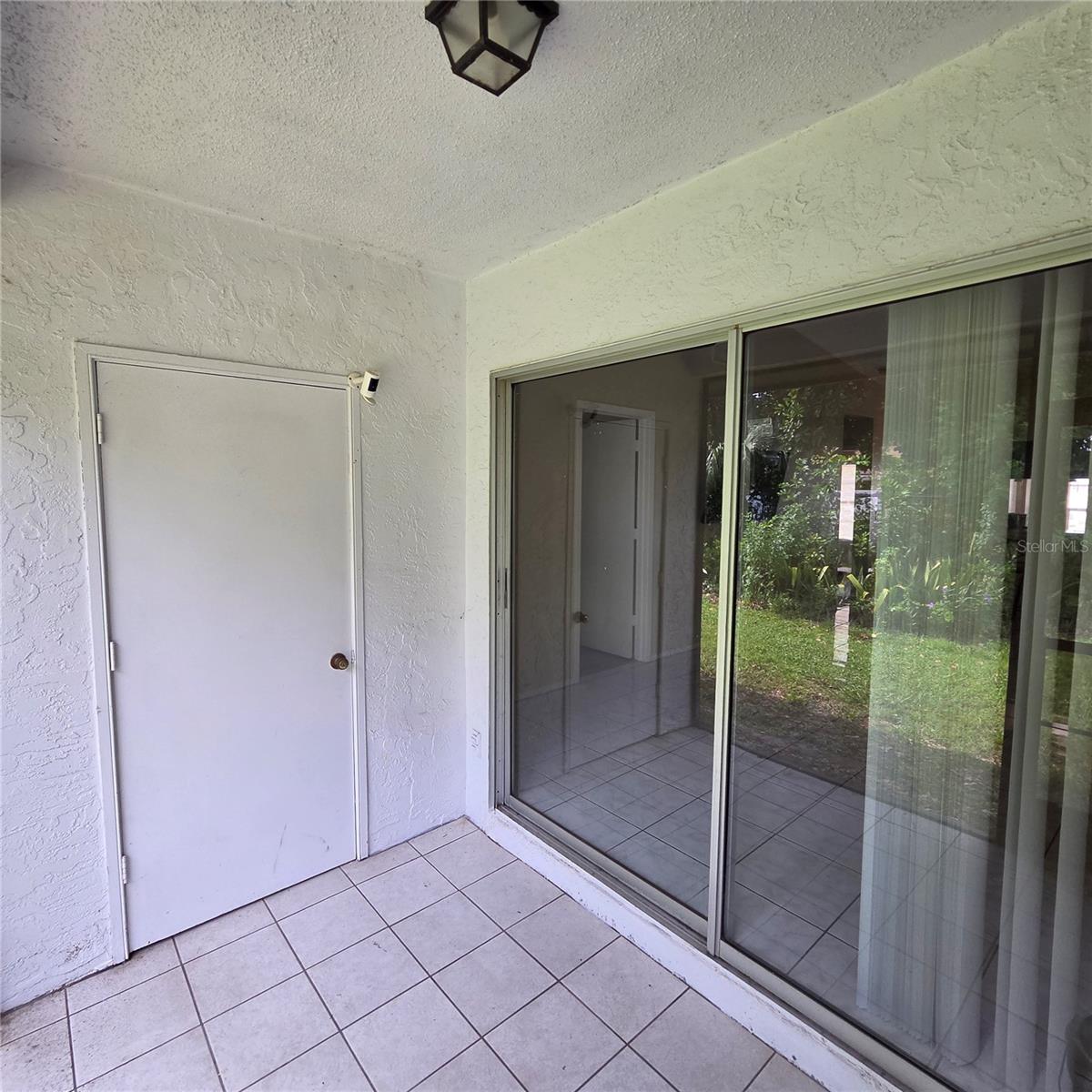 7249 PARKSIDE VILLAS DR N — photo 35