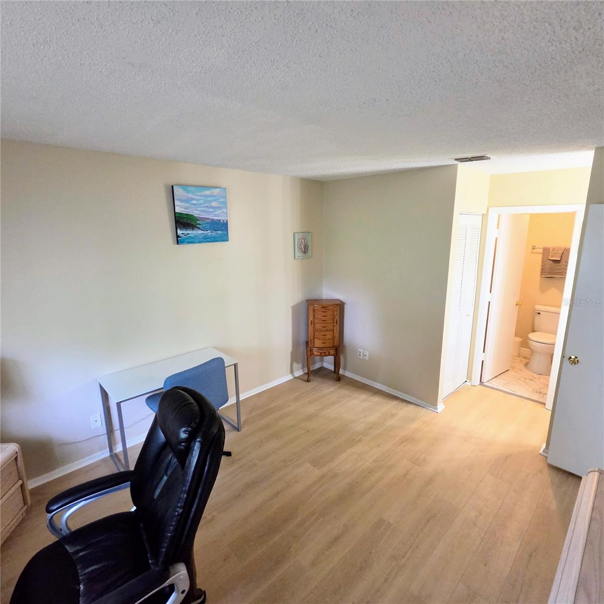 7249 PARKSIDE VILLAS DR N — photo 32