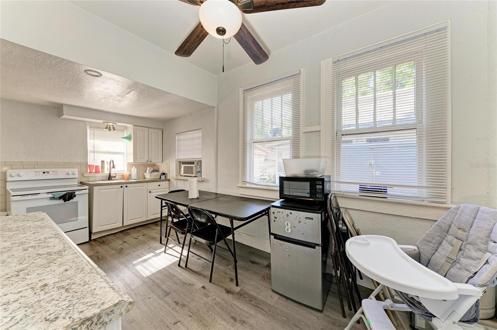 432 ADELIA AVE — photo 8