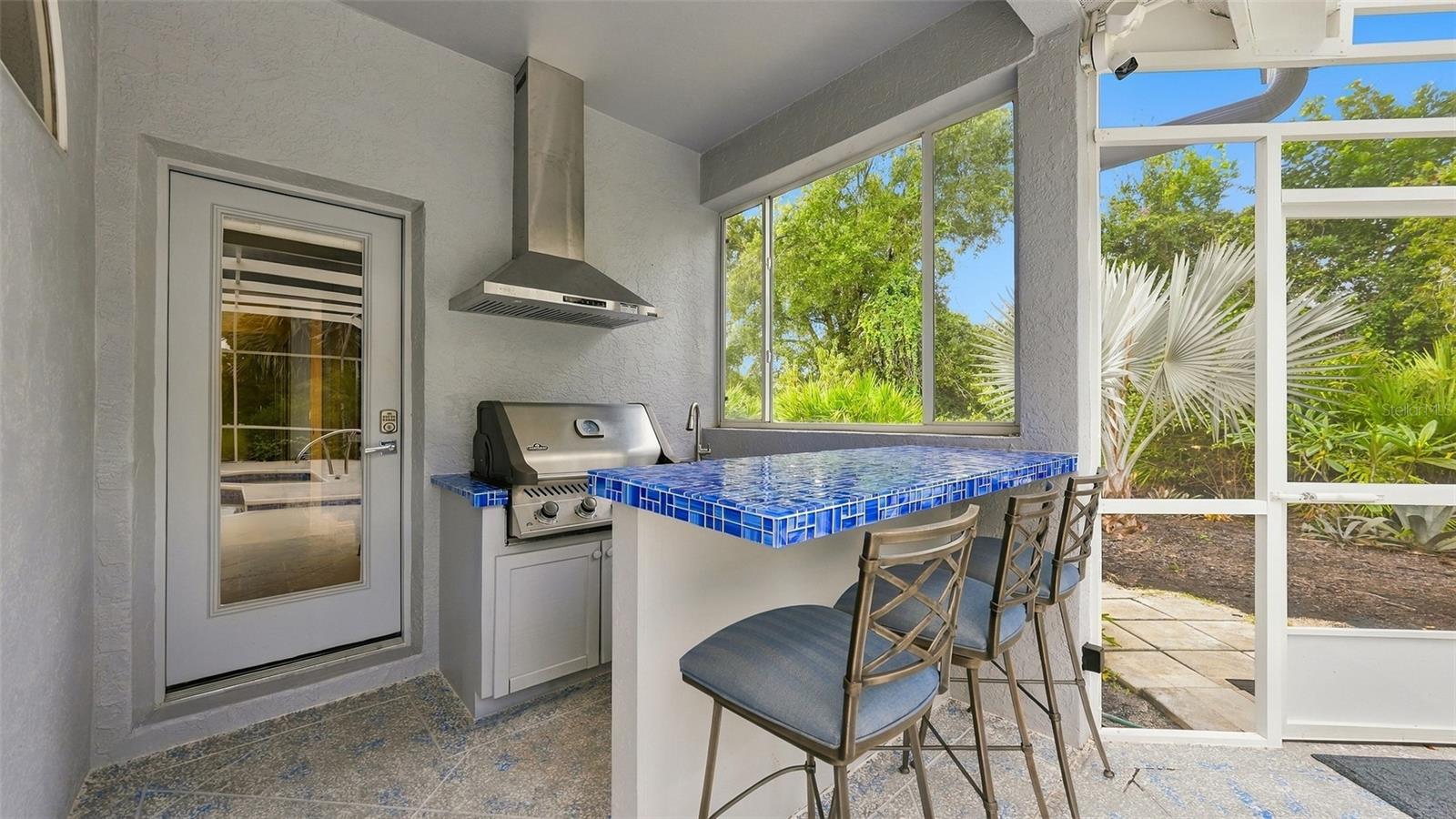 8136 REGENTS CT — photo 41