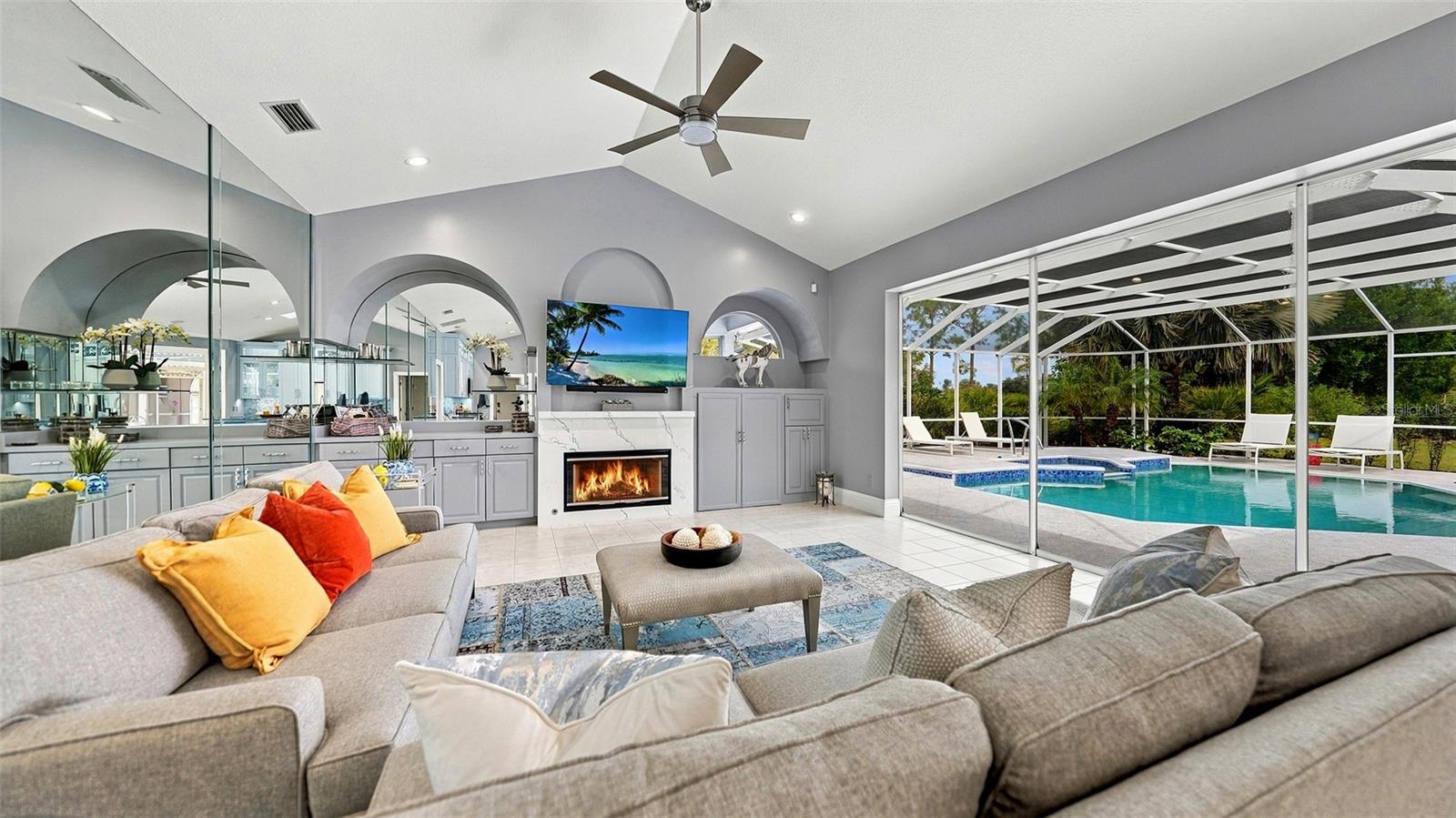 8136 REGENTS CT — photo 16