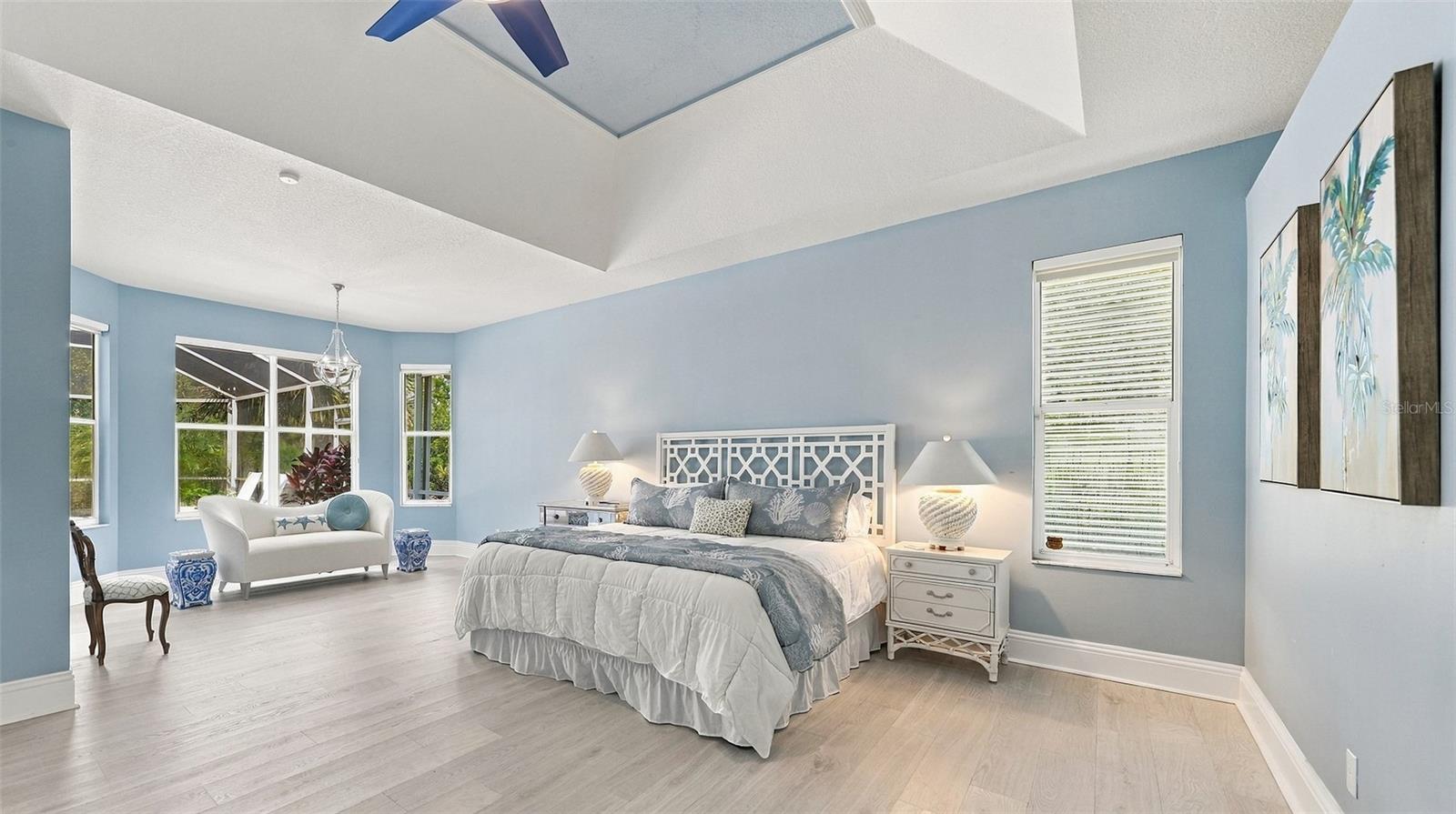 8136 REGENTS CT — photo 23