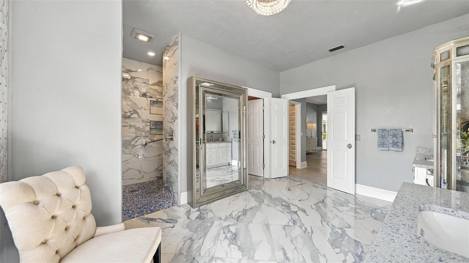 8136 REGENTS CT — photo 27