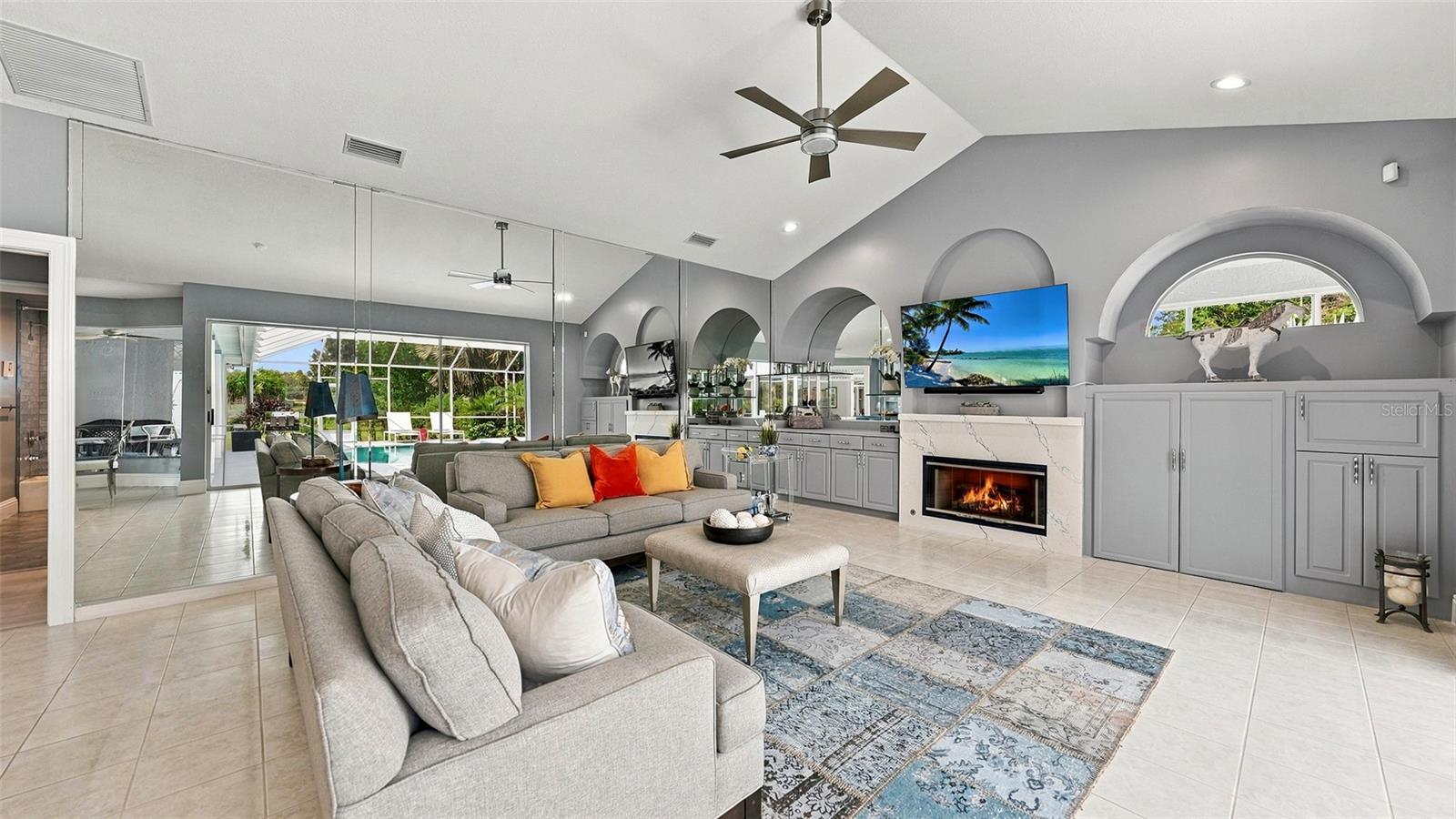 8136 REGENTS CT — photo 17