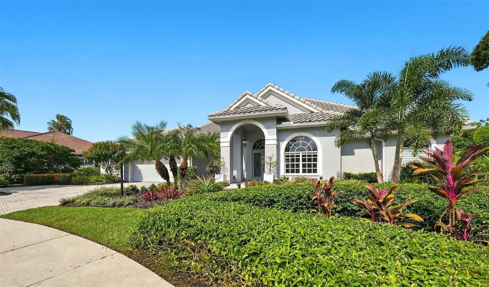 8136 REGENTS CT — photo 2