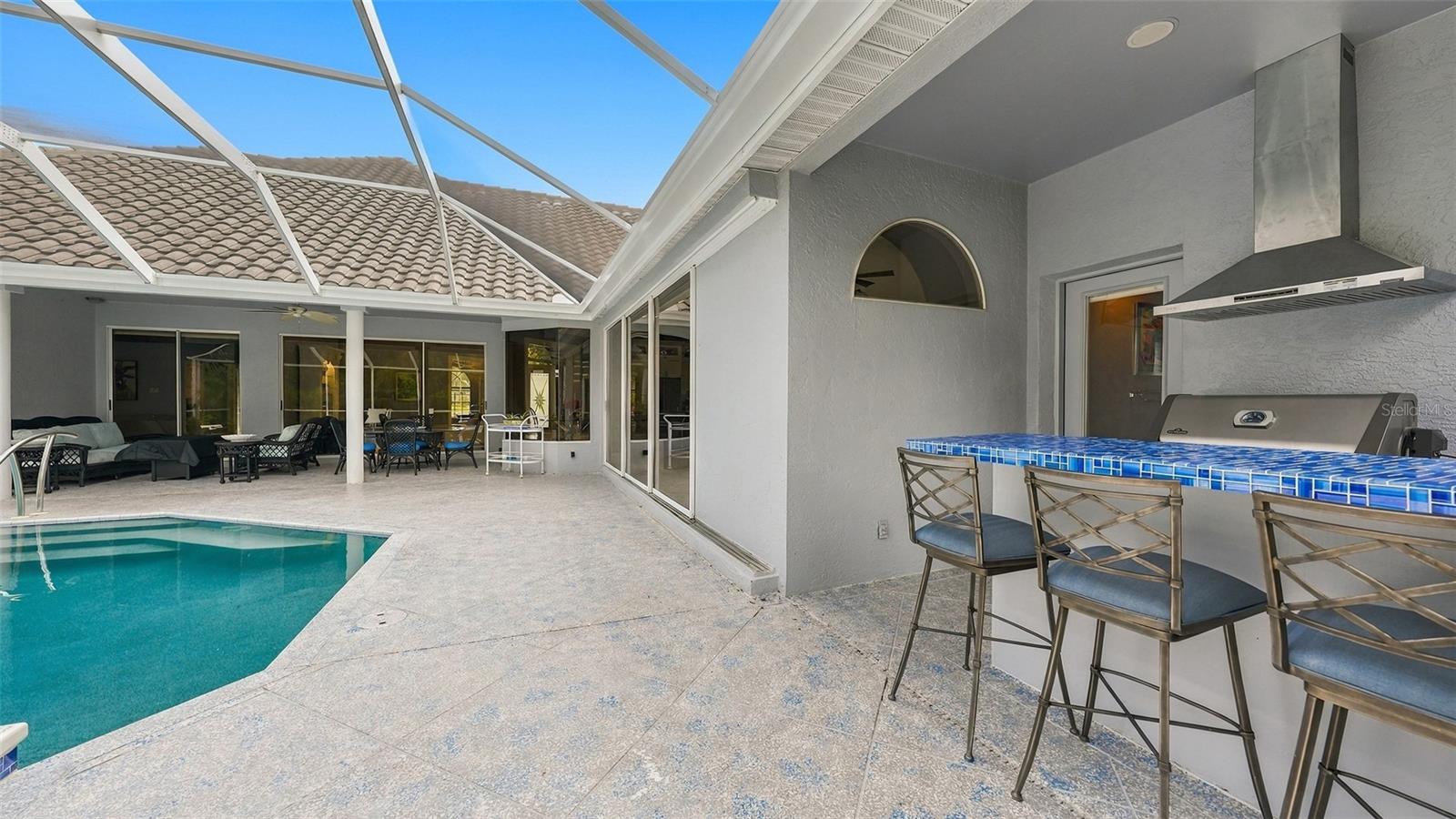8136 REGENTS CT — photo 40