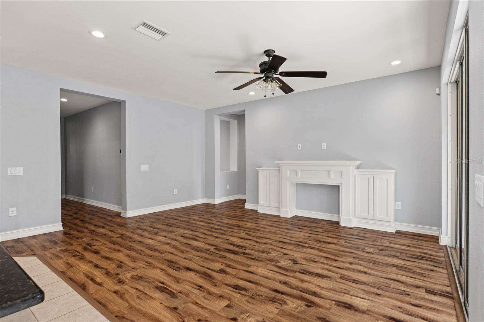 16361 HYDE MANOR DR — photo 31