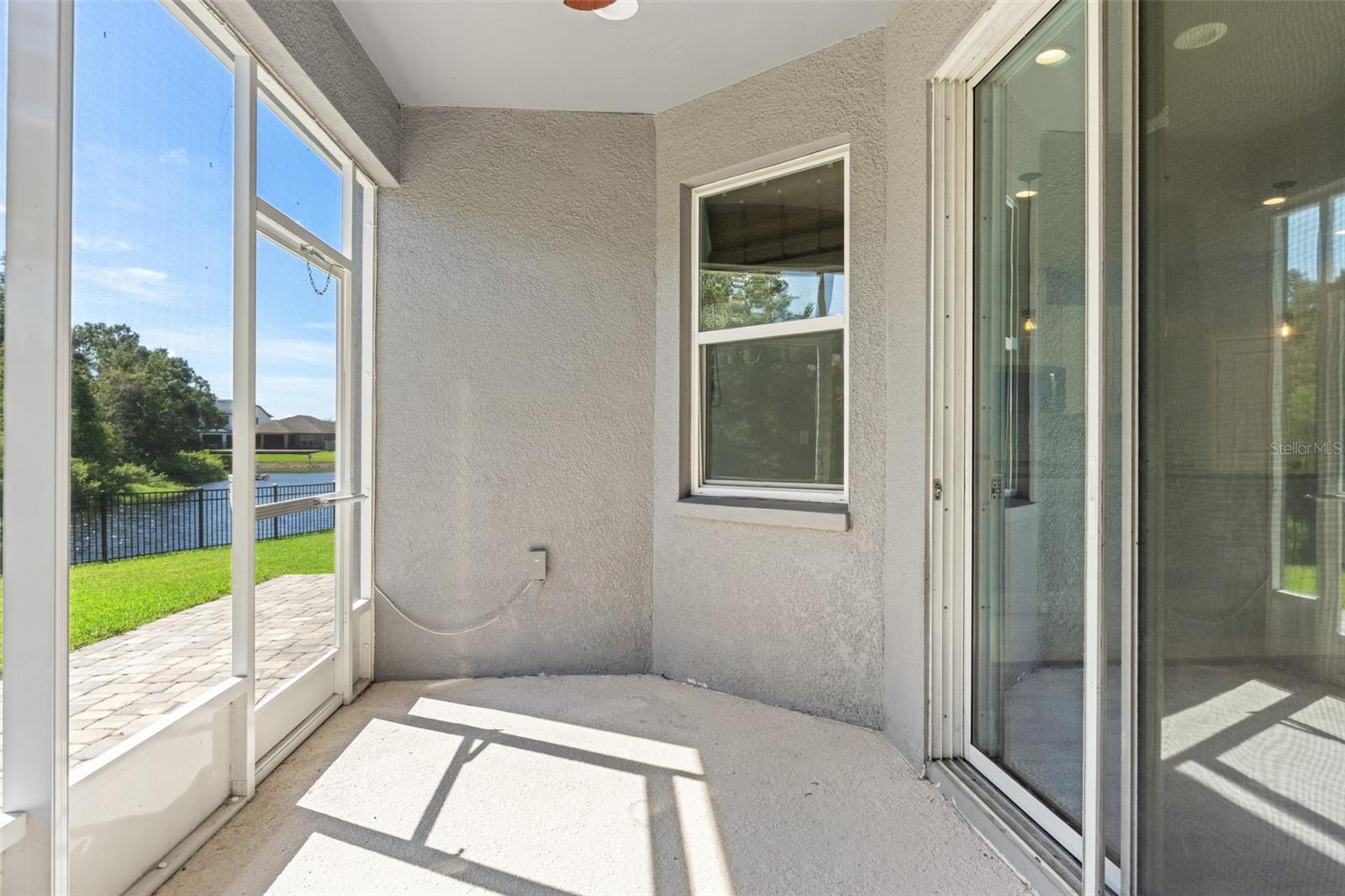 16361 HYDE MANOR DR — photo 47