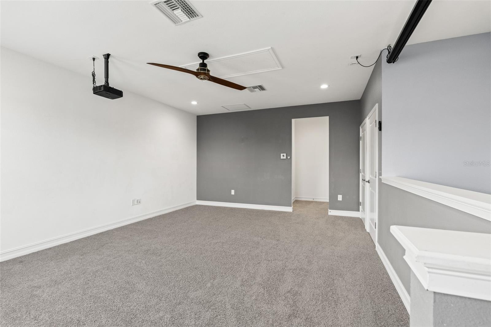 16361 HYDE MANOR DR — photo 39