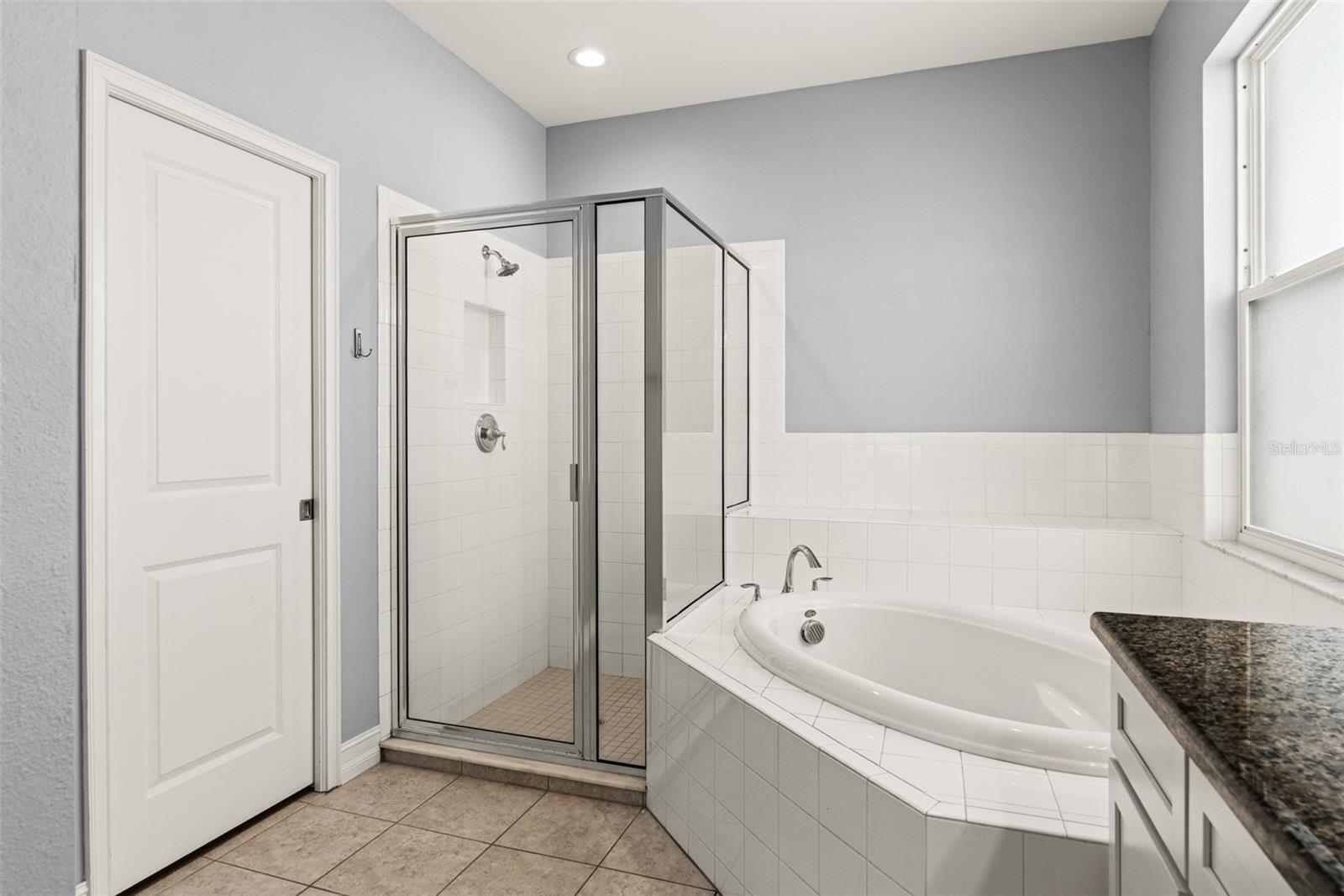 16361 HYDE MANOR DR — photo 13