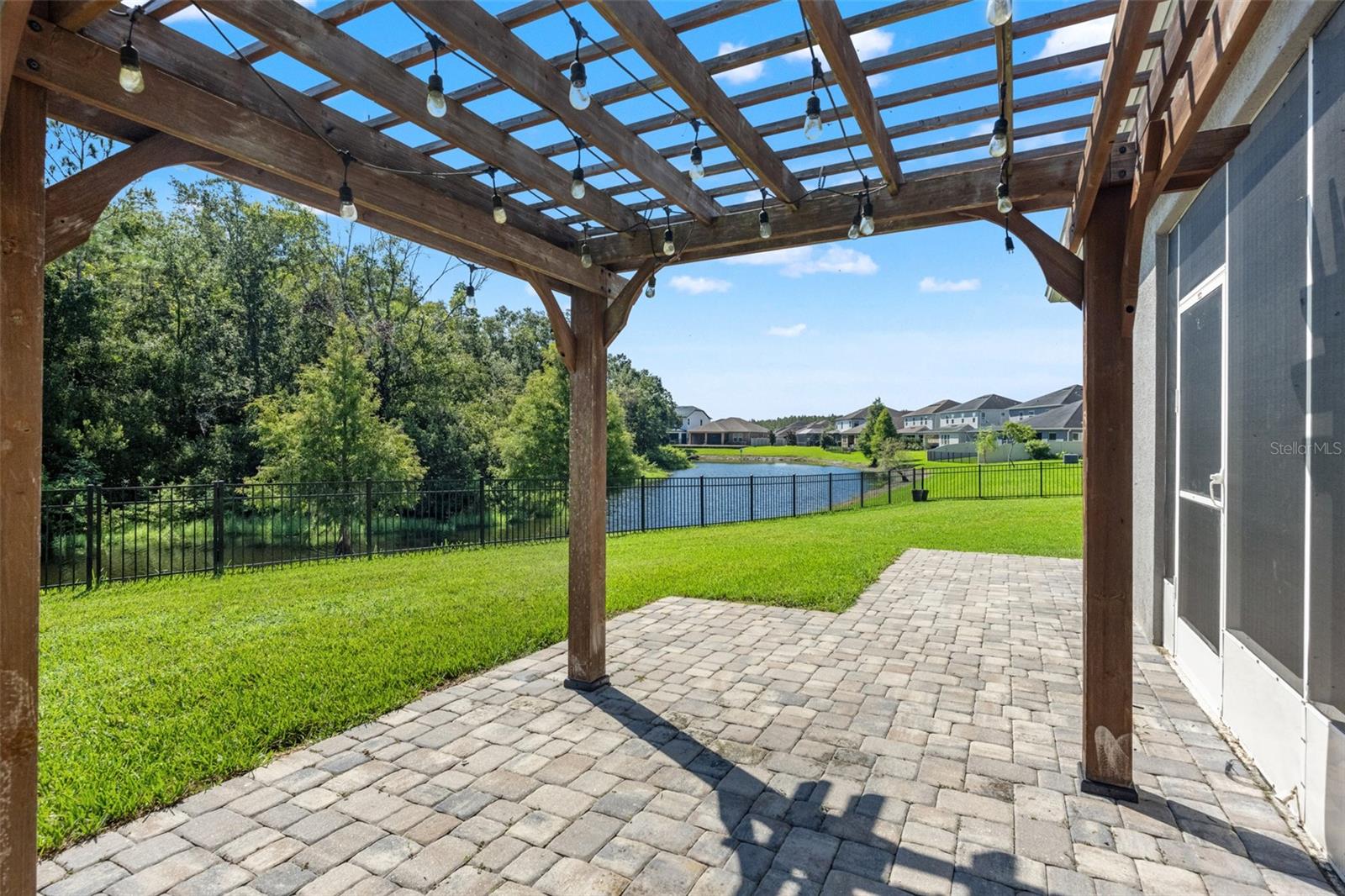 16361 HYDE MANOR DR — photo 49