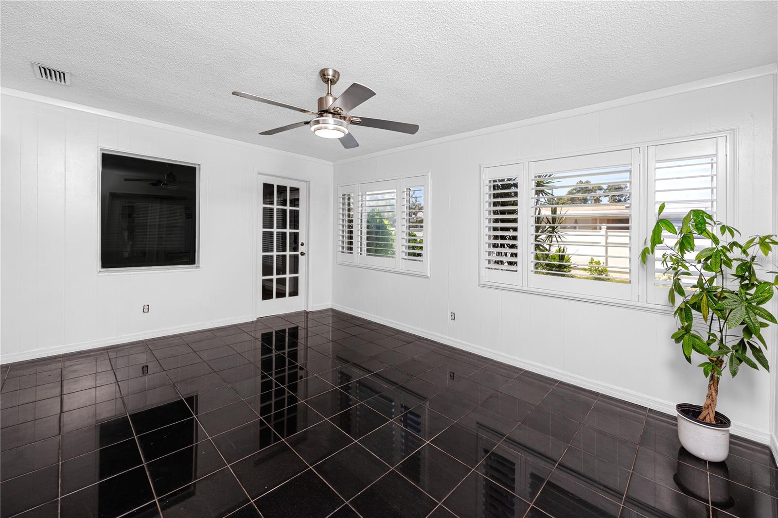 1744 HARBOR CIR E — photo 23