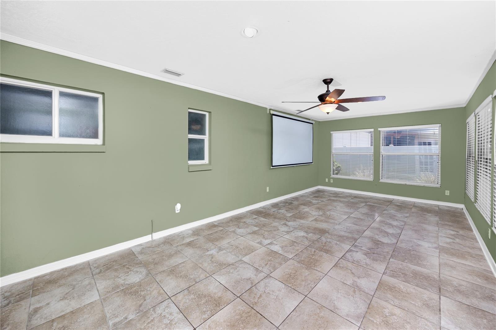 1744 HARBOR CIR E — photo 24
