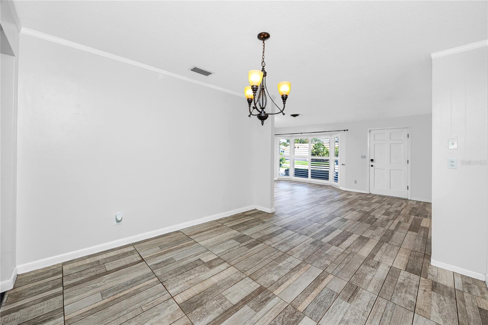 1744 HARBOR CIR E — photo 13