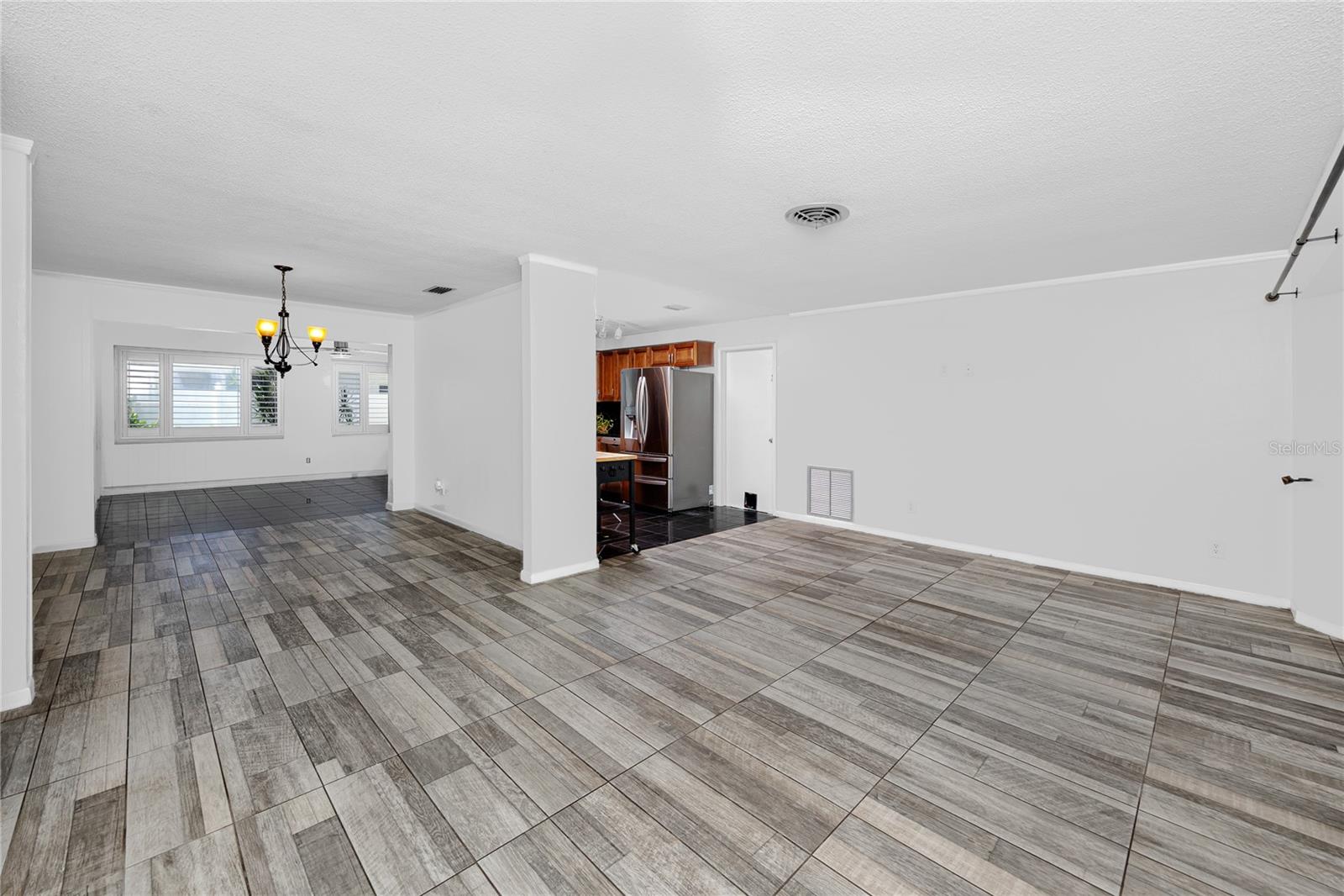 1744 HARBOR CIR E — photo 10
