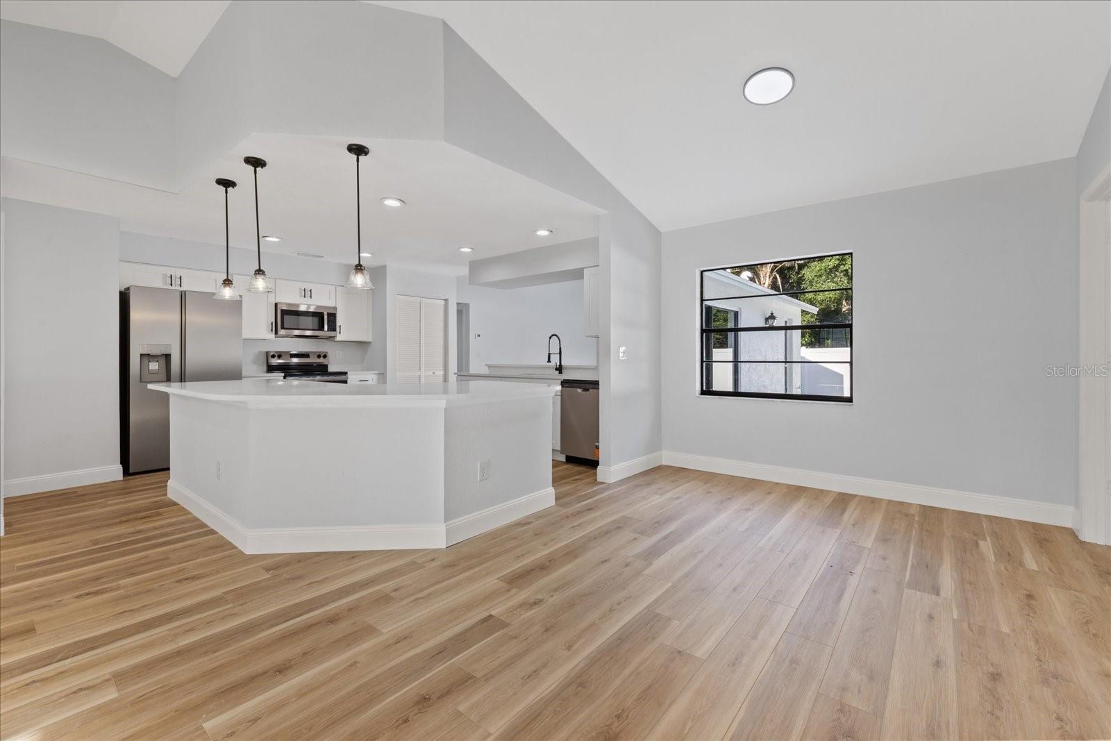 12008 STEPPINGSTONE BLVD — photo 12