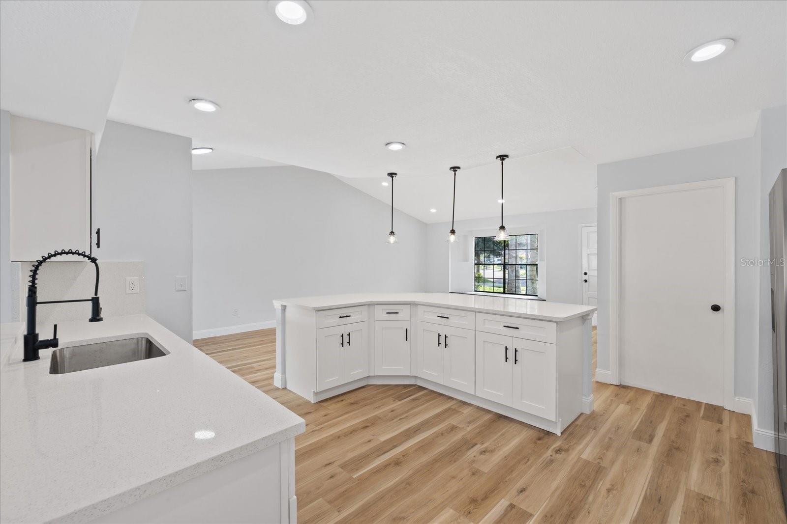 12008 STEPPINGSTONE BLVD — photo 11
