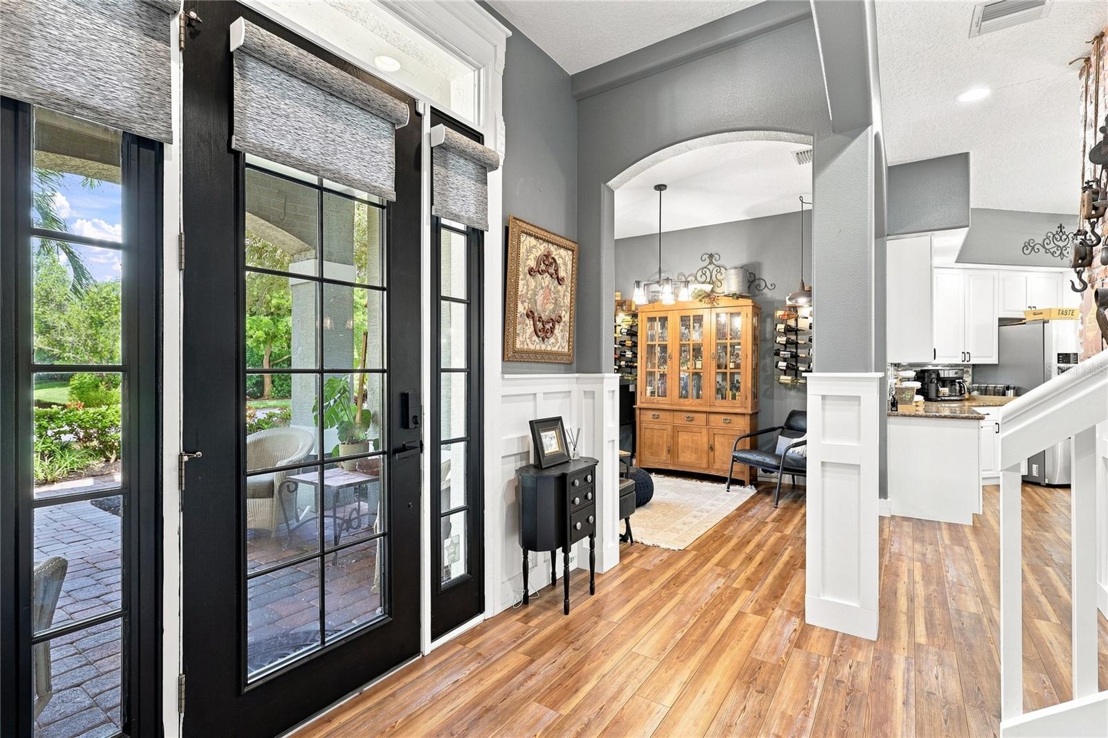 5301 ANTHONY LN — photo 4