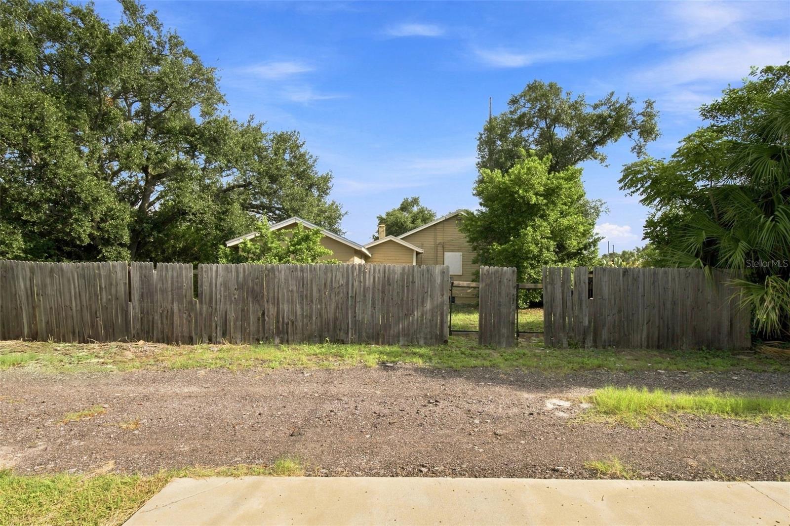 2848 EMERSON AVE S — photo 11