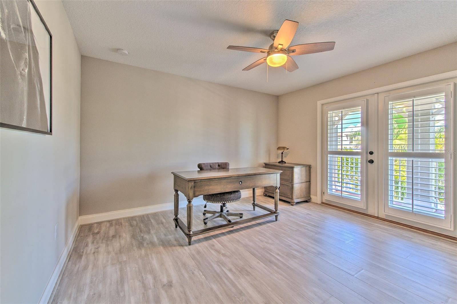 911 SEAGRAPE DR — photo 28