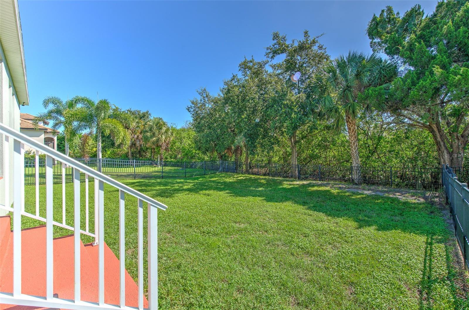 911 SEAGRAPE DR — photo 43