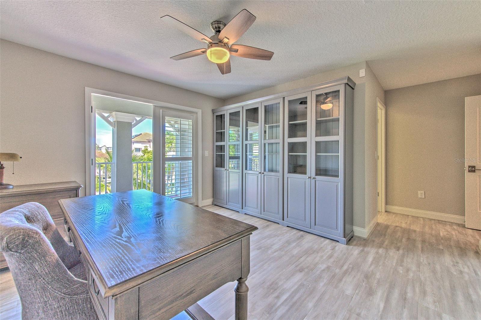 911 SEAGRAPE DR — photo 29