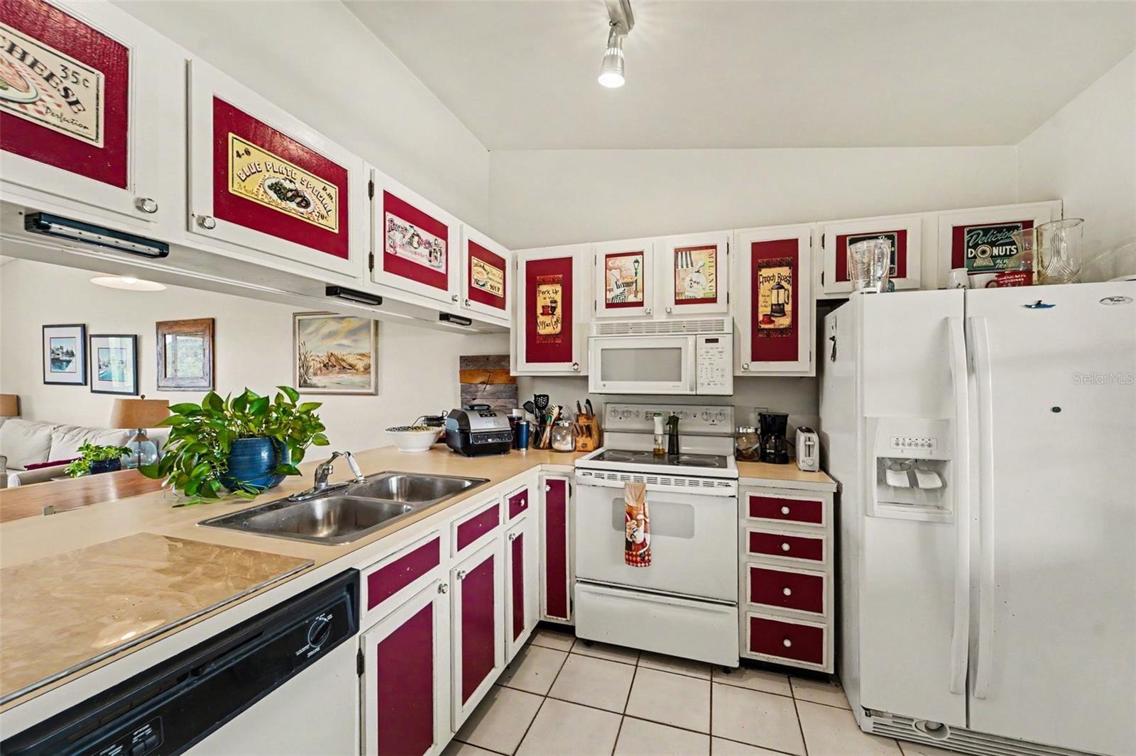 1702 SEASCAPE CIR #203 — photo 7