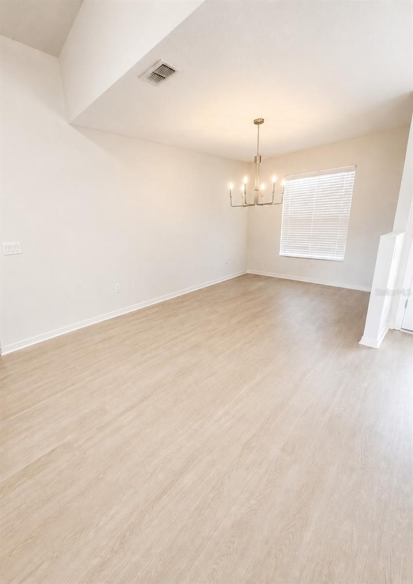 29204 PRINCEVILLE DR — photo 9