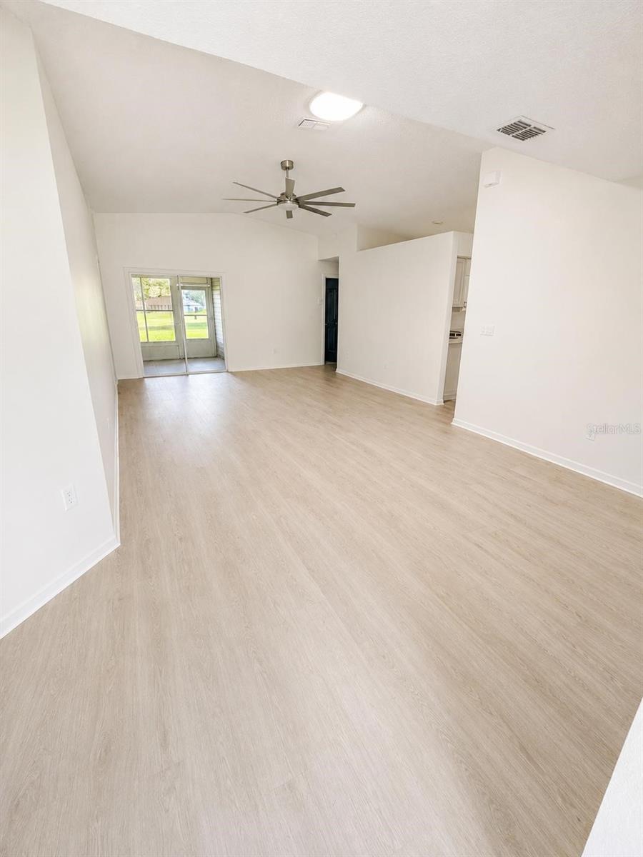29204 PRINCEVILLE DR — photo 8