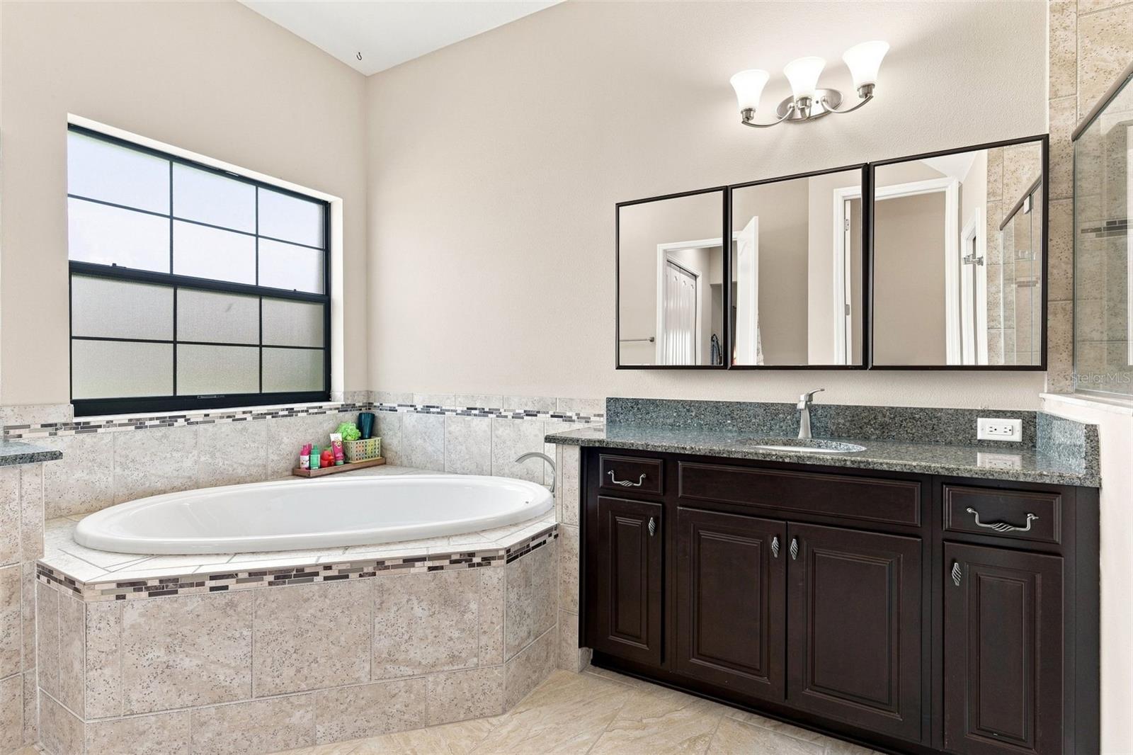 2967 BARBOUR TRL — photo 32