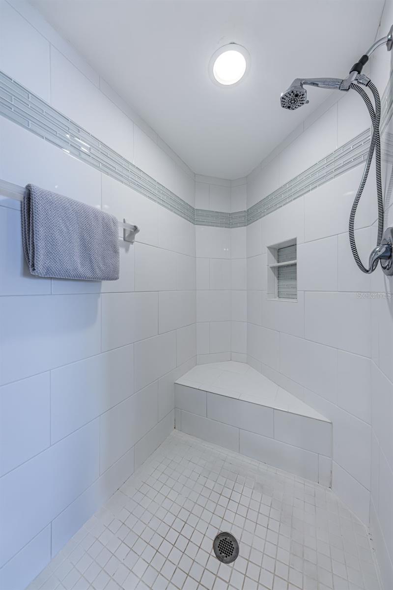1200 COUNTRY CLUB DR #5101 — photo 29